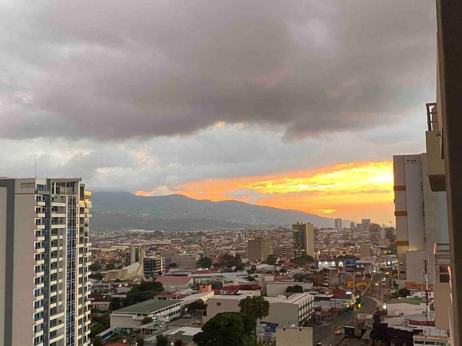 Penthouse En Los Yoses, Vista De Los Dioses Fast Wifi Σαν Χοσέ Εξωτερικό φωτογραφία