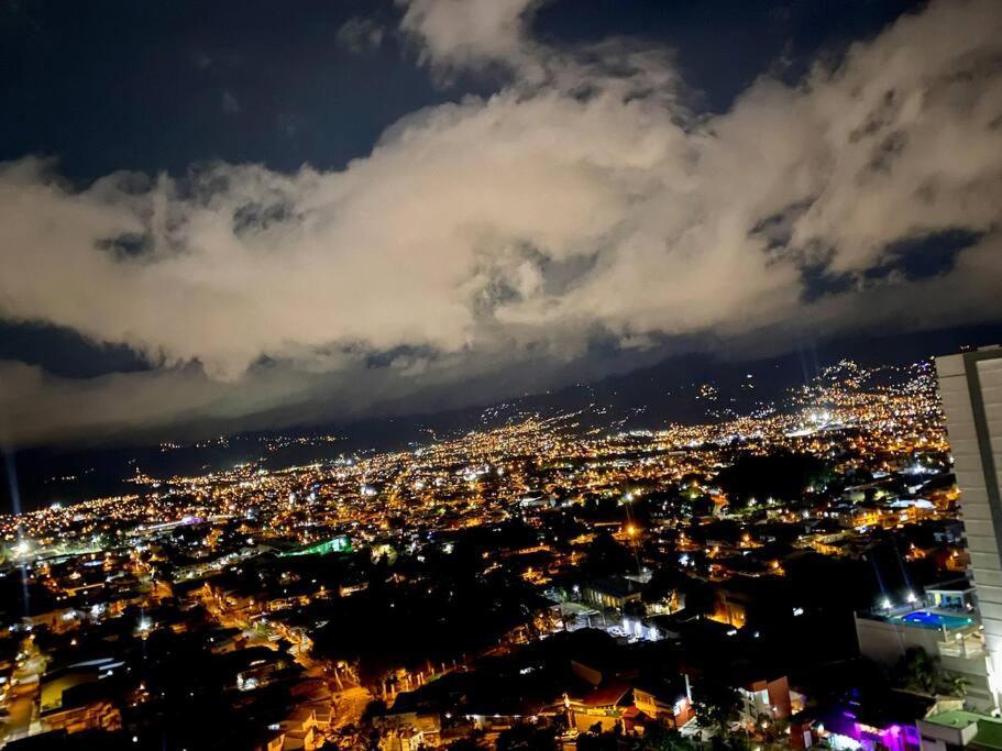 Penthouse En Los Yoses, Vista De Los Dioses Fast Wifi Σαν Χοσέ Εξωτερικό φωτογραφία